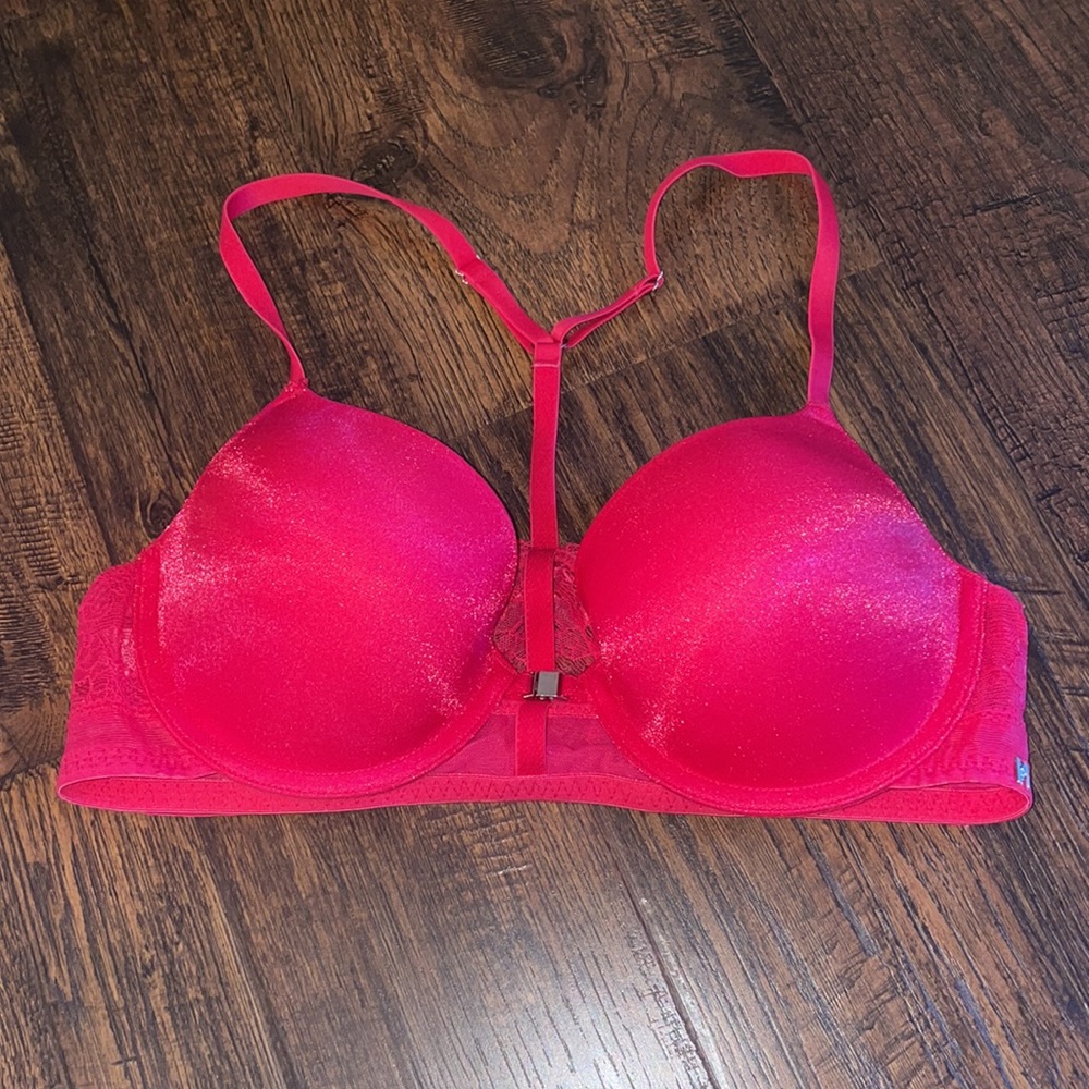 Update * 2 bras together - Size 34 C red, black doesn’t have tag